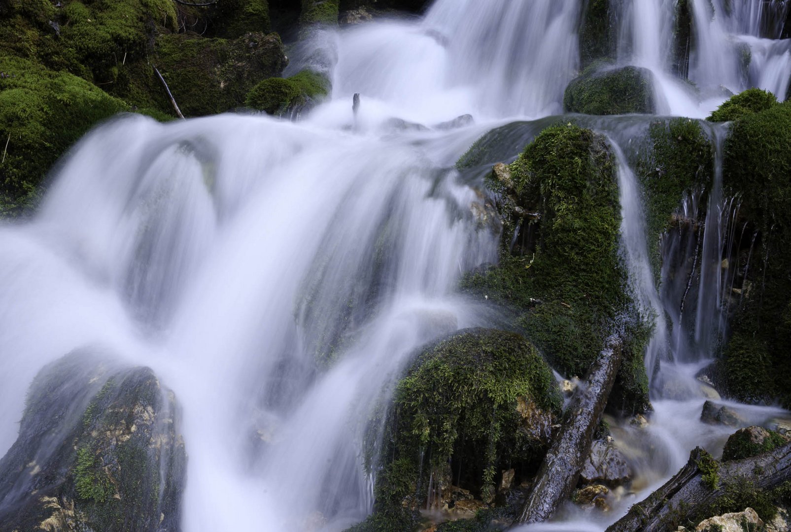 Wasserfall an einem speziellen Ort im Karwendel, Tirol, Österreich