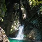 Wasserfall aus dem Berg