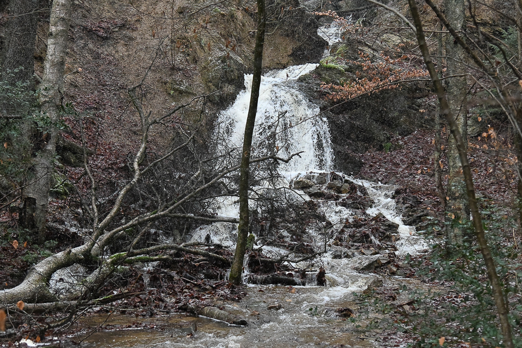 Wasserfall (B)