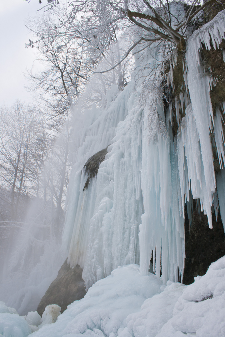 Wasserfall Bad Urach 9.02.2012