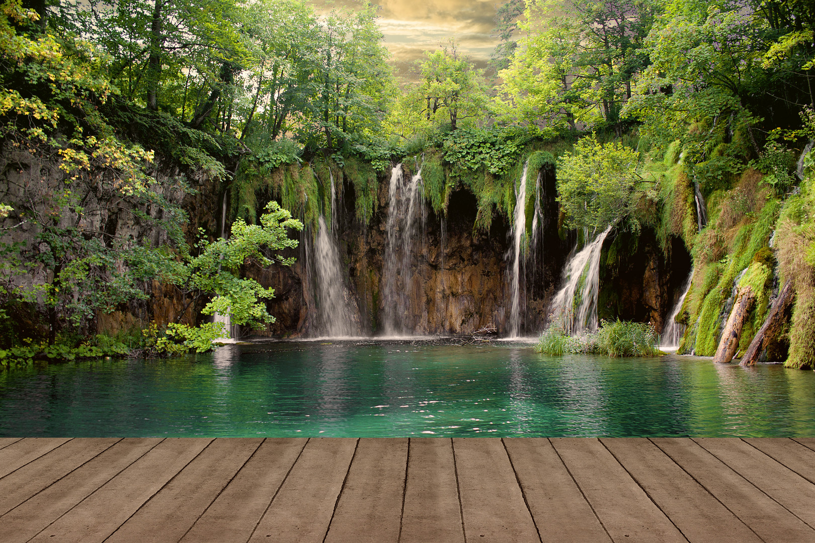 Wasserfall bei den Plitvicer Seen in Kroatien