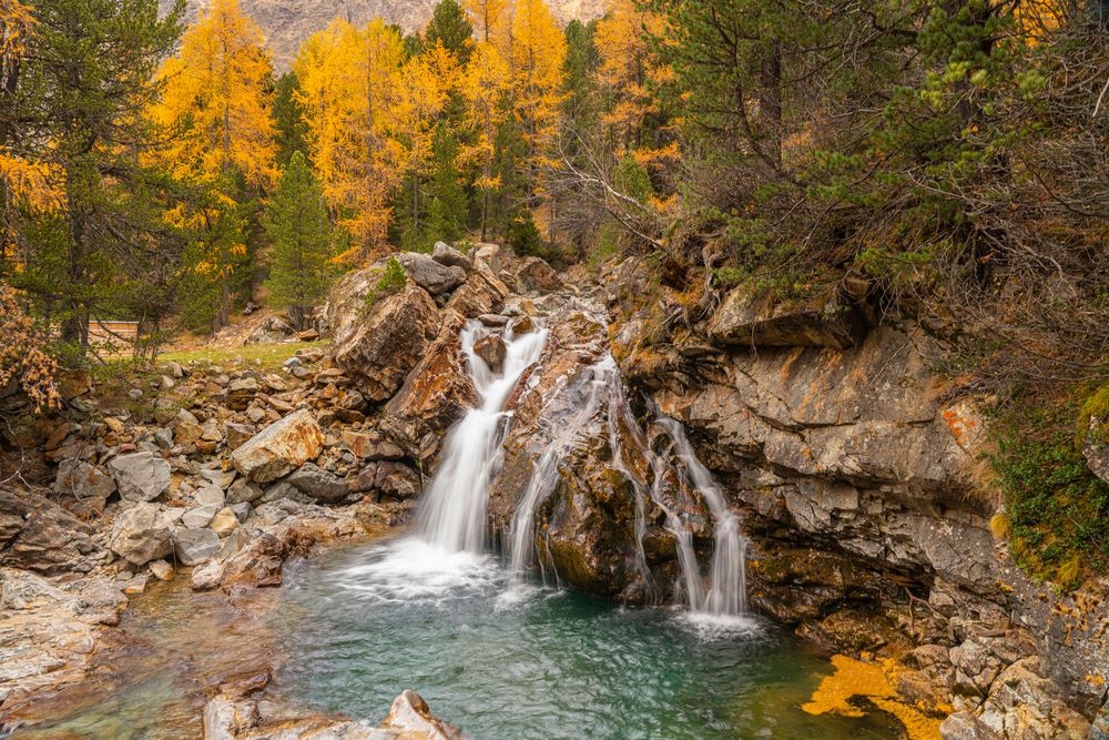 Wasserfall bei der Station Morteratsch