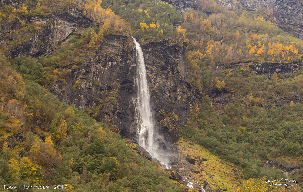 Wasserfall bei Flam