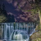 Wasserfall bei Nacht