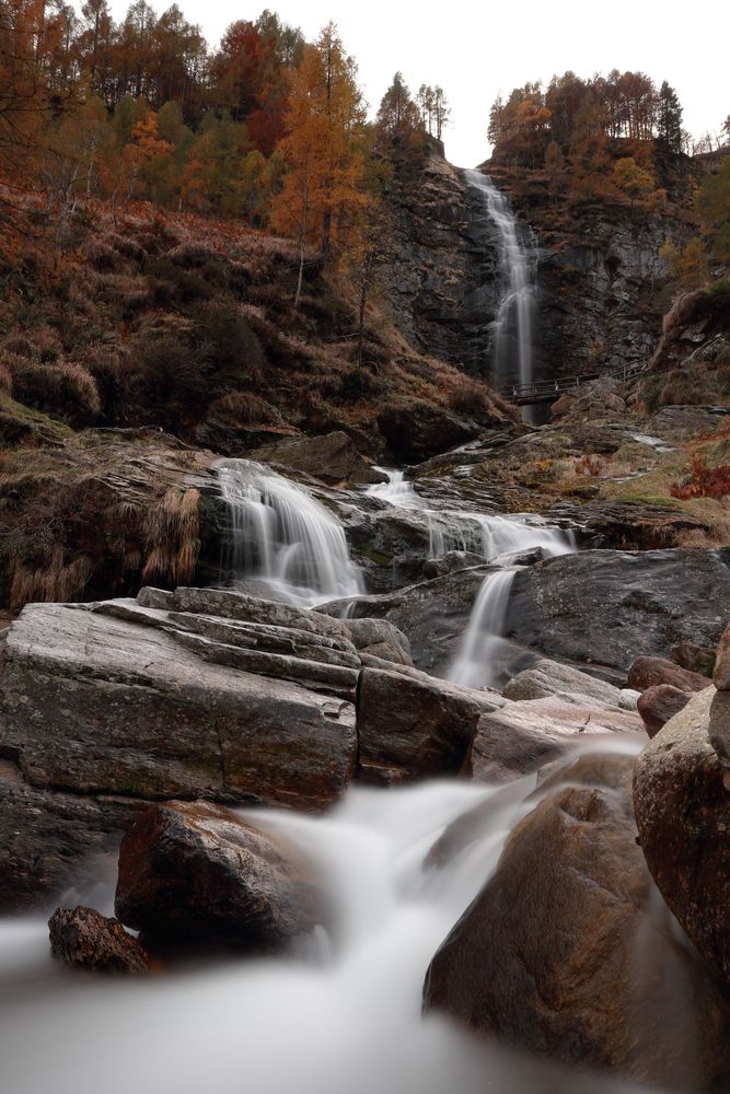 Wasserfall bei Sonogno