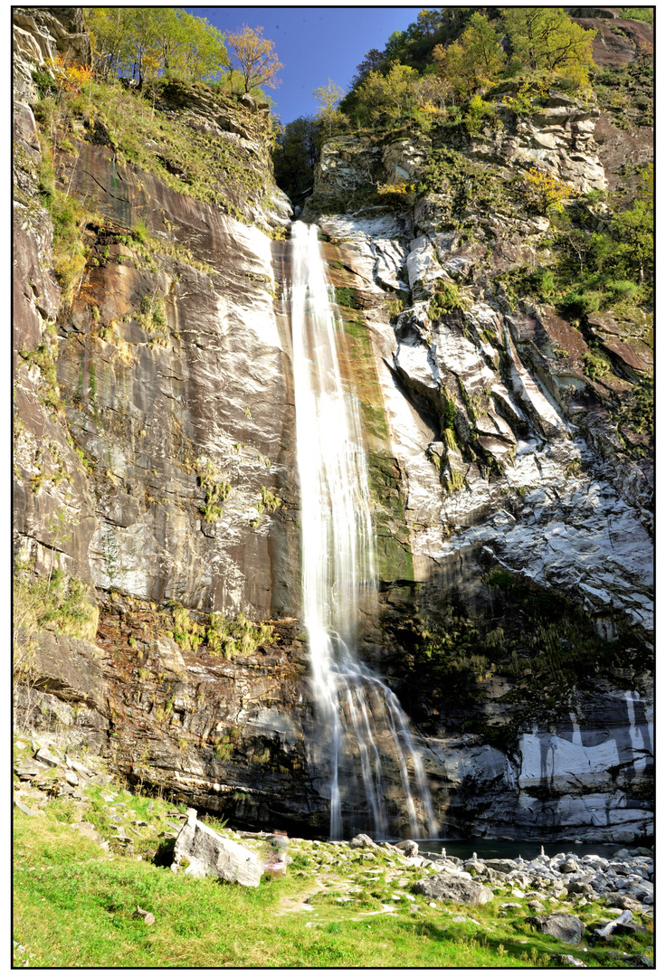 Wasserfall betrachten und einfach weiter Träumen 