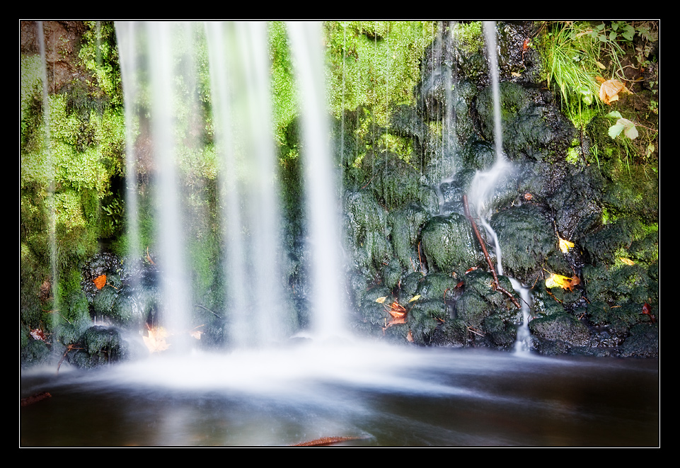 - Wasserfall -