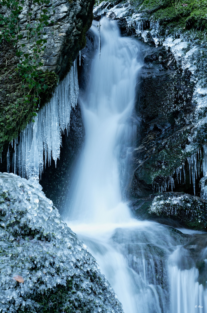 Wasserfall gross