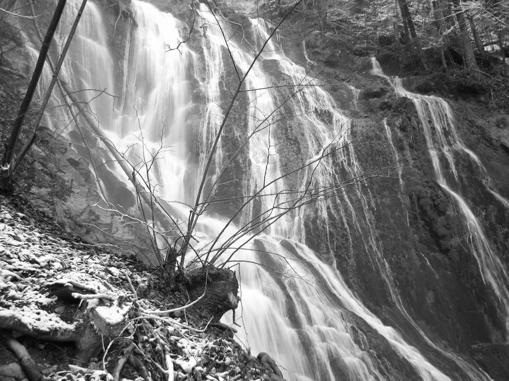 wasserfall im dezember 08