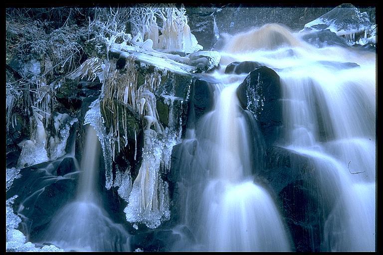 Wasserfall im Eis...
