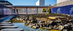 Wasserfall im Expo-Gelände, Lissabon - Totale