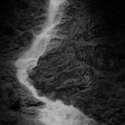 Wasserfall im Gebirge