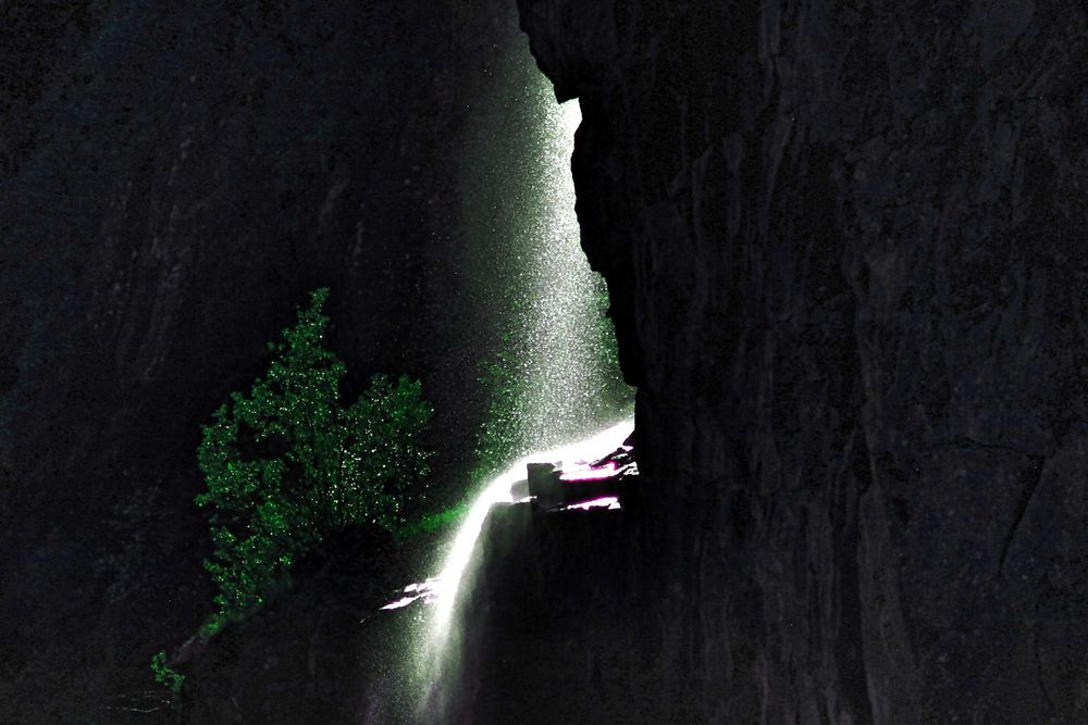 Wasserfall im Gegenlicht (reloaded)