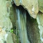 wasserfall im Japanischen Garten in Ffm