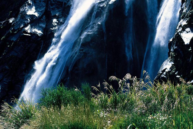 Wasserfall im Milford Sound