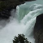 Wasserfall im Nationalpark Torres del Paine