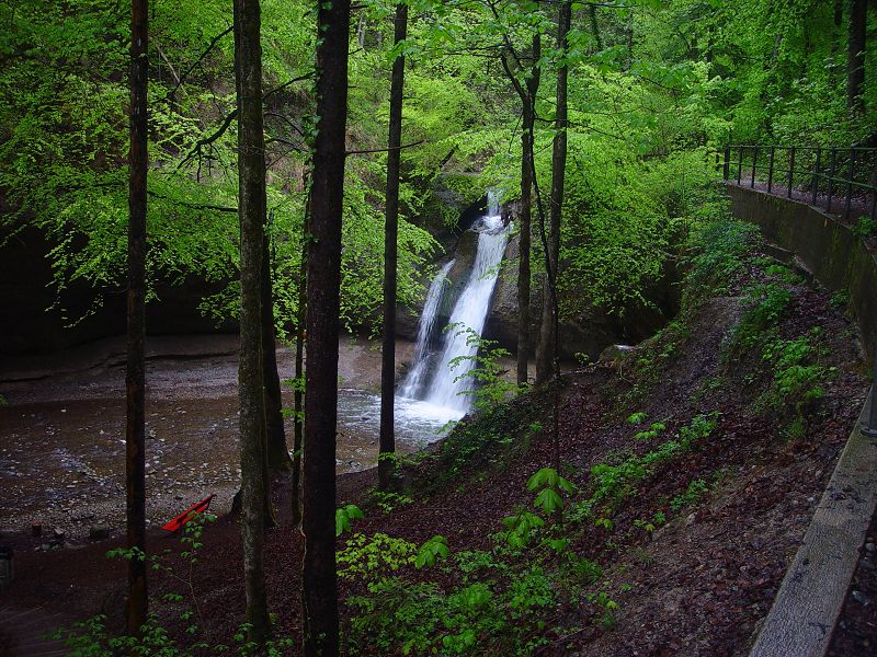 Wasserfall im Naturlehrpfad Wetzikon/CH