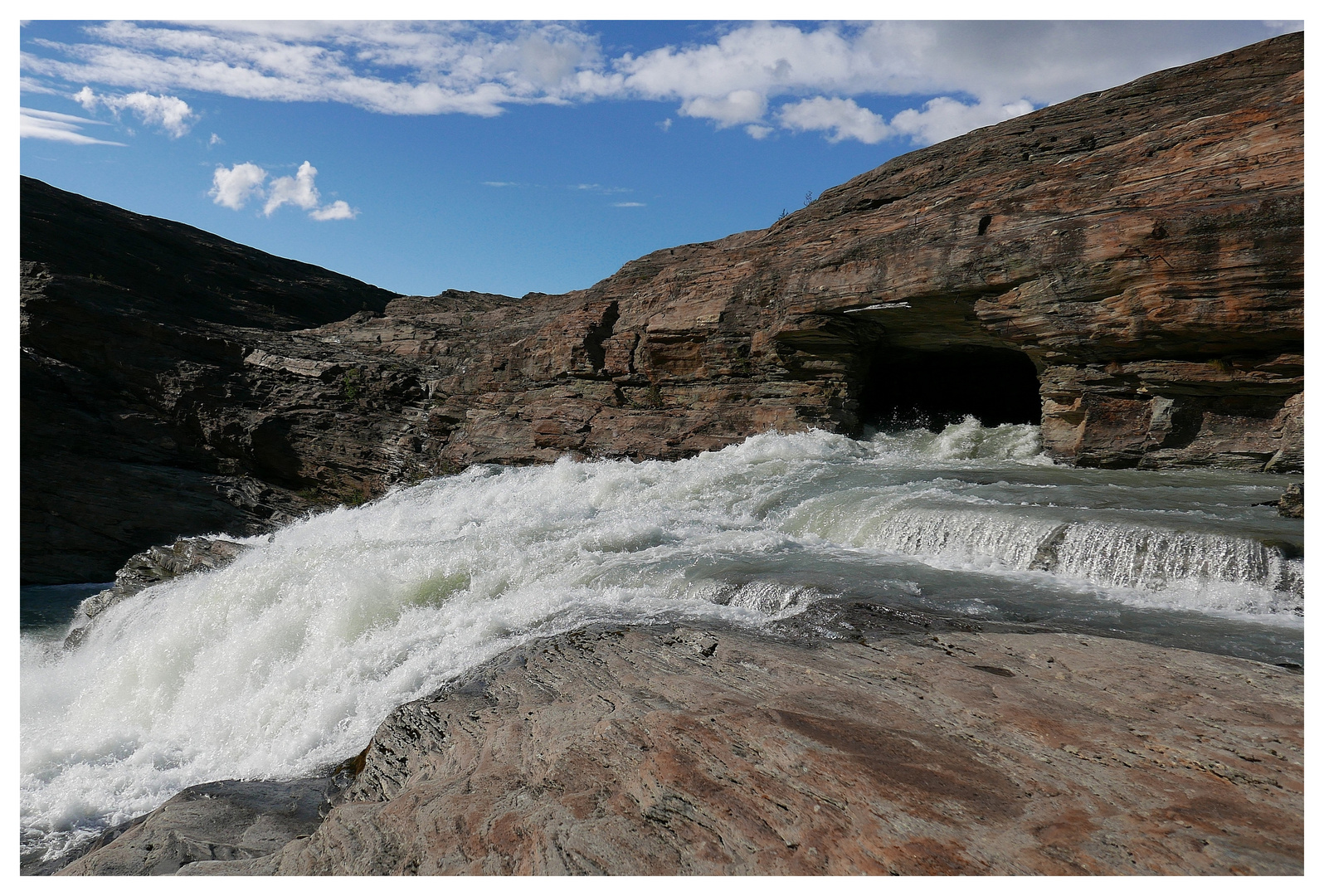 Wasserfall im Saltfjellet-Svartisen Nationalpark.