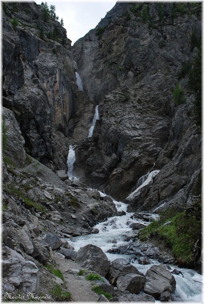 Wasserfall im Sertigtal