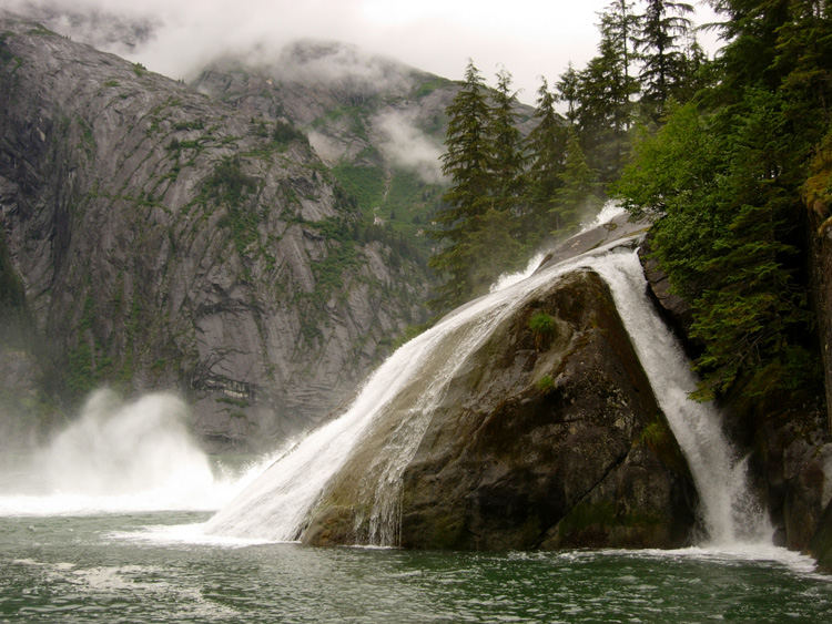 Wasserfall im Tracy Arm