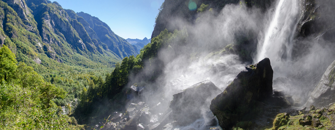 Wasserfall im Val Bavona