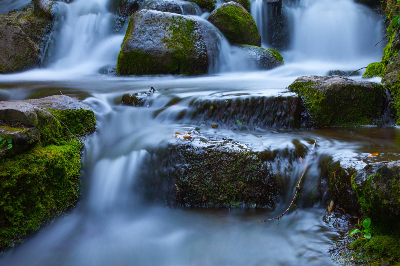 Wasserfall im Viktoriapark