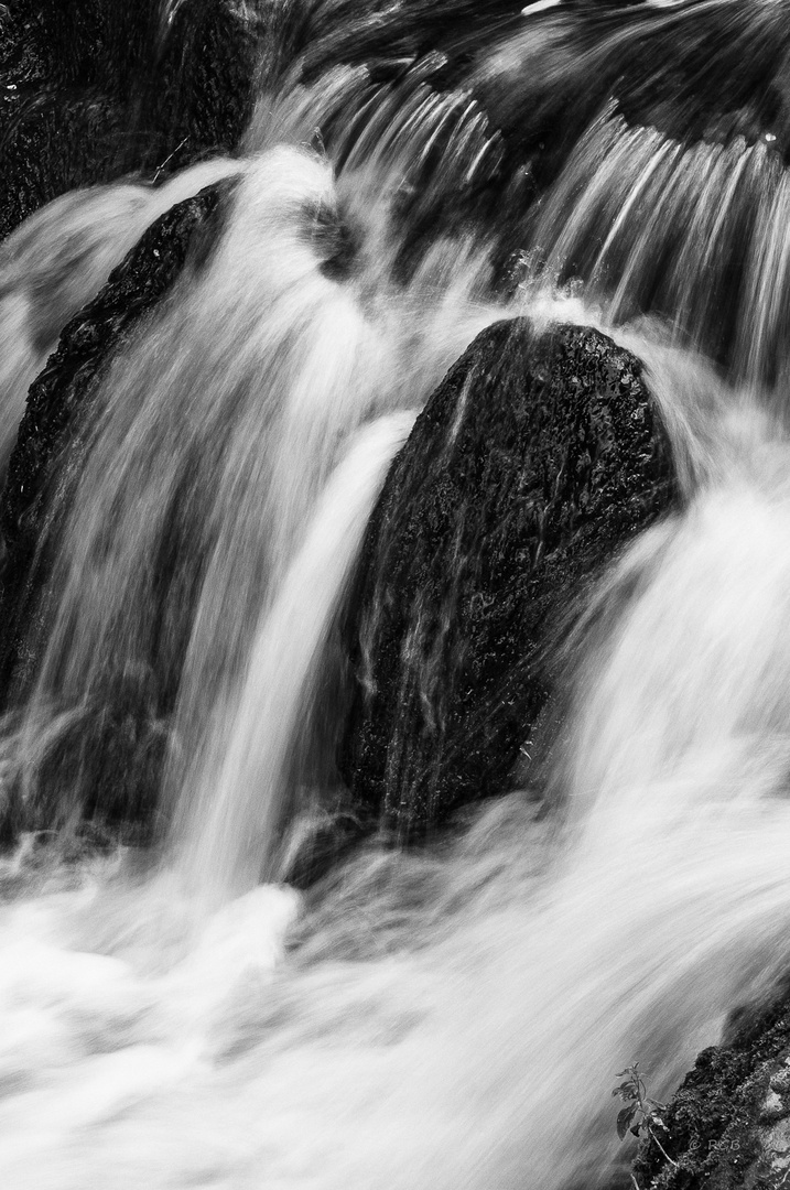 Wasserfall im Viktoriapark I