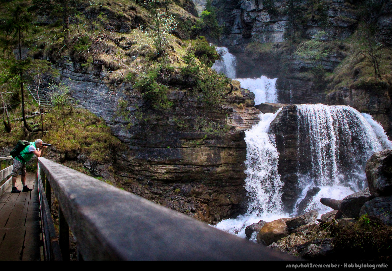 Wasserfall im Visier des Fotografen