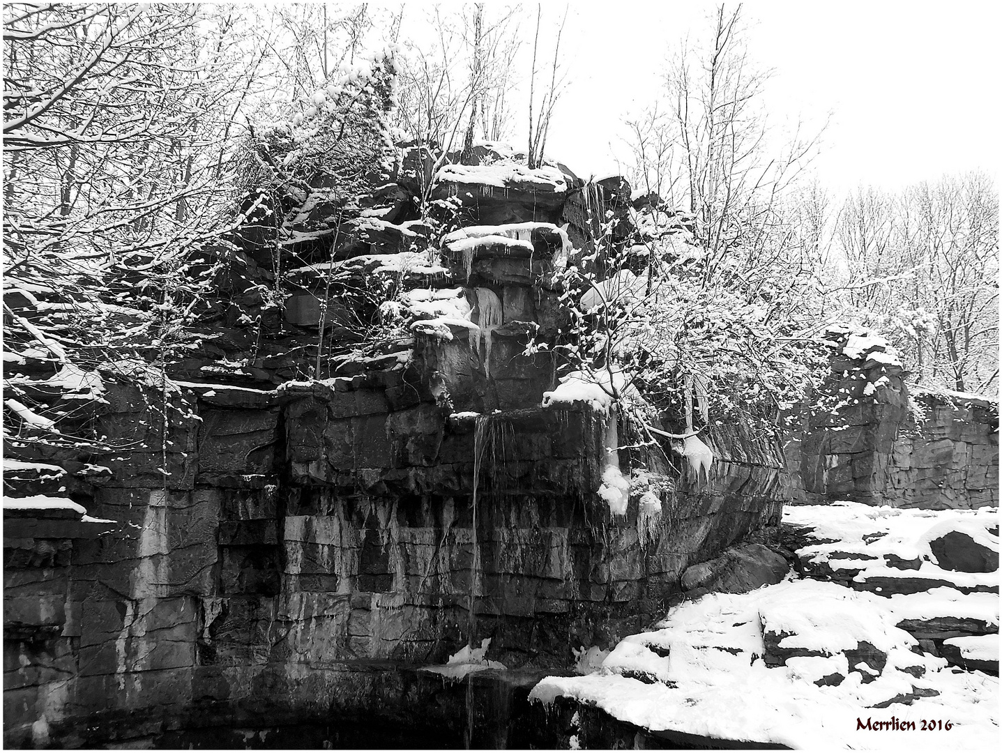 Wasserfall im Winter