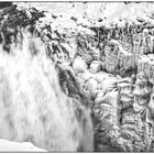 Wasserfall im Winter