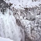 Wasserfall im Winter