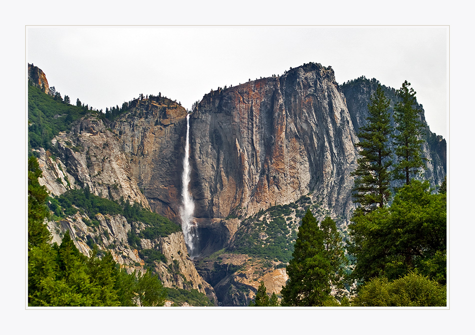Wasserfall im Yosemite