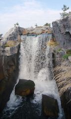 Wasserfall im Zoom Erlebnispark (Bereich Alaska)