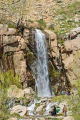 Wasserfall in den Ausläufern des Alvand-Gebirges...
