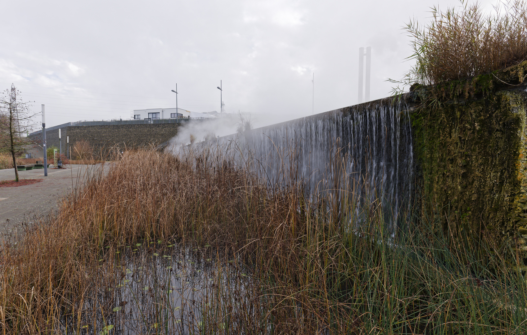 Wasserfall in den Wassergärten Landsweiler-Reden