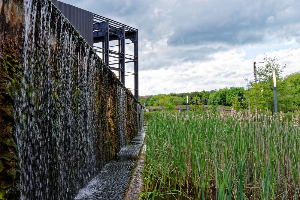 Wasserfall in den Wassergärten Landsweiler-Reden (Saarland)