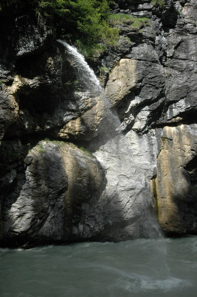 Wasserfall in der Aareschlucht