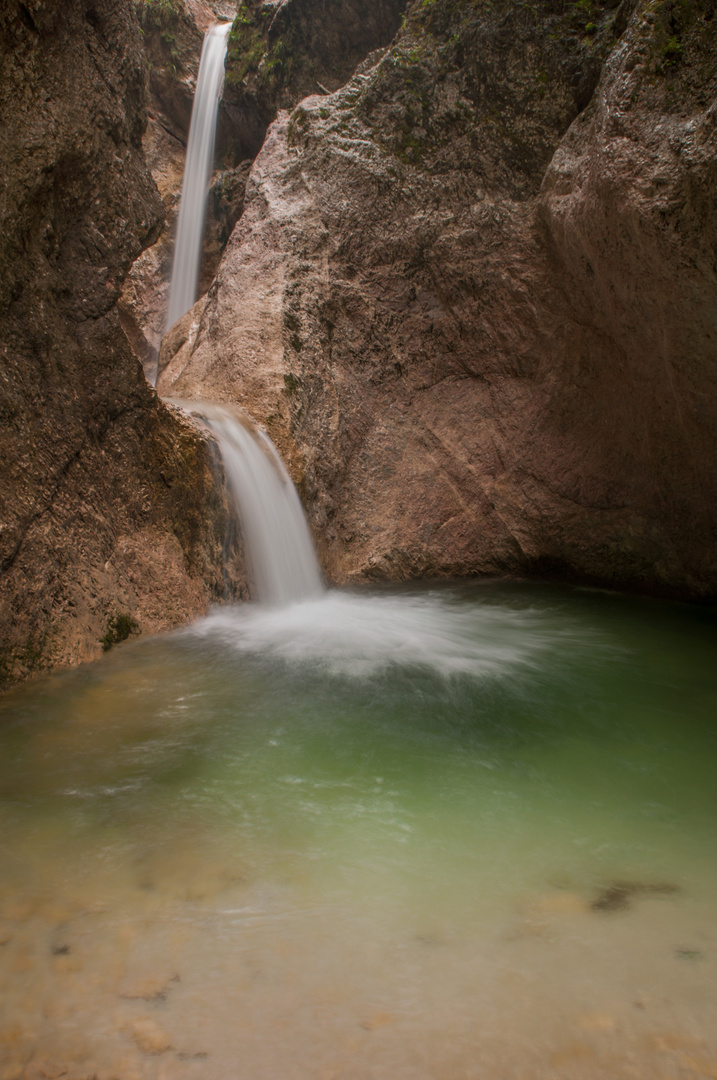 Wasserfall in der Almbachklamm