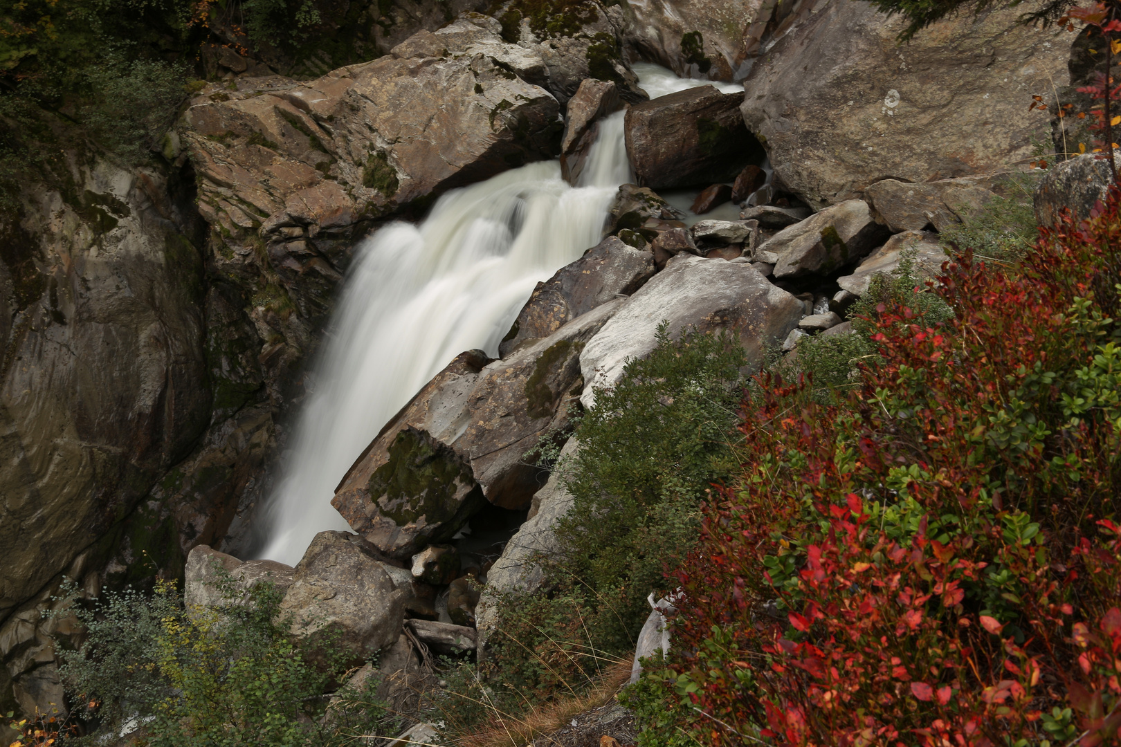 Wasserfall in der Burghardtklamm (2016_10_01_EOS 6D_9646_ji)