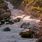 Wasserfall in der Dämmerung