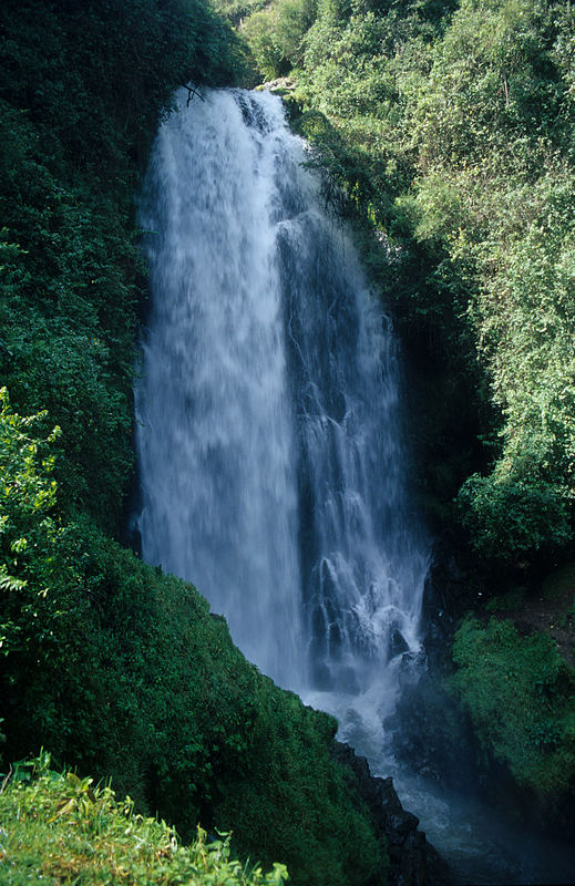 Wasserfall in der Nähe von Baños (Ecuador)