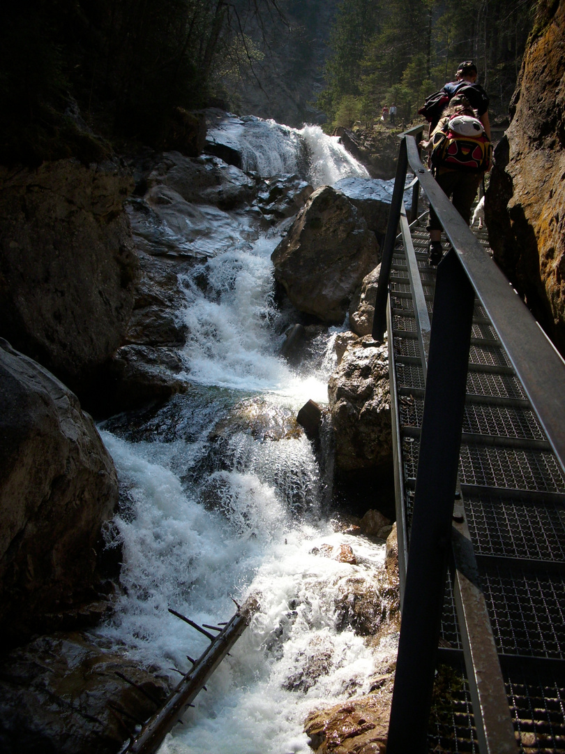 wasserfall in der pöllat schlucht ( tegelberg)