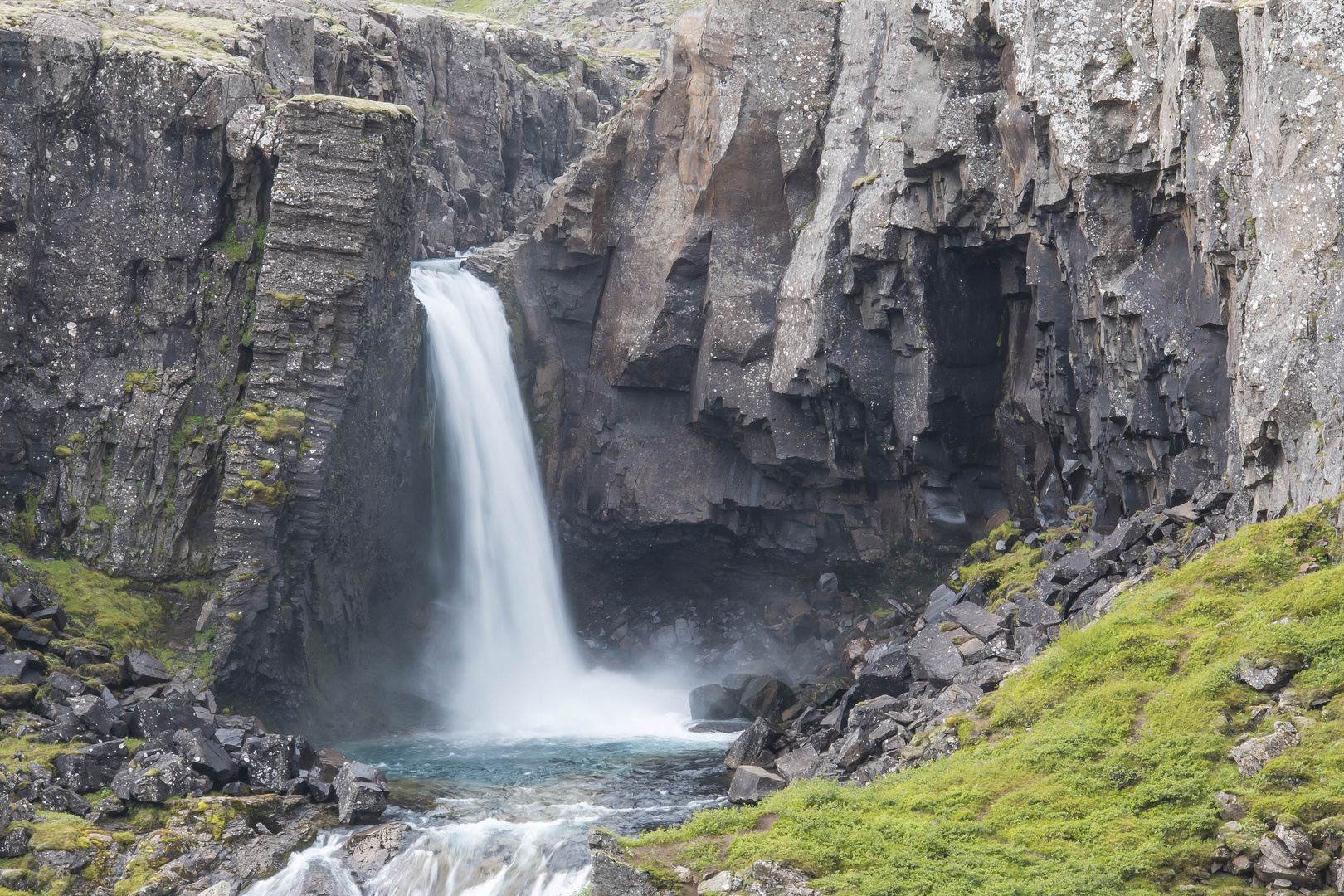 Wasserfall in Ostisland
