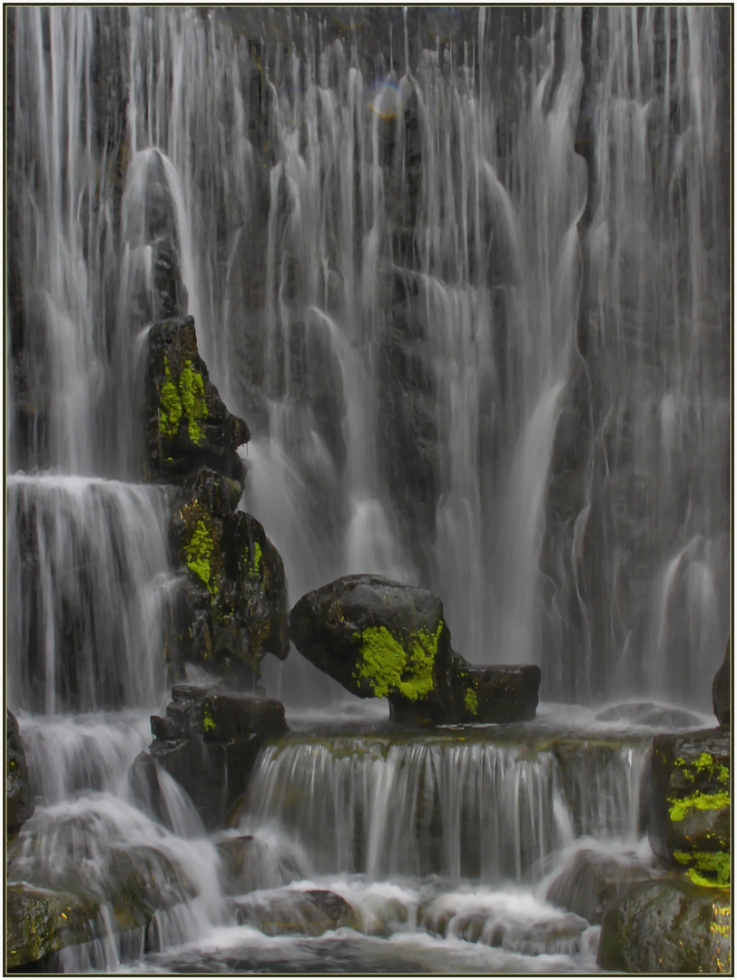 Wasserfall in Taipeh ©