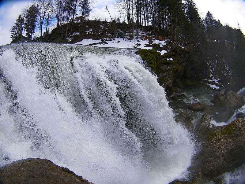 Wasserfall, Kraftwerk-Club Krummenau