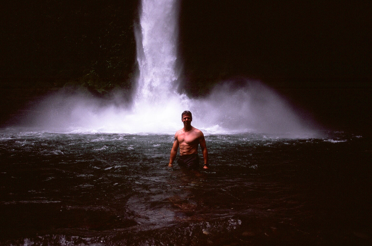 Wasserfall La Fortuna / Portrait