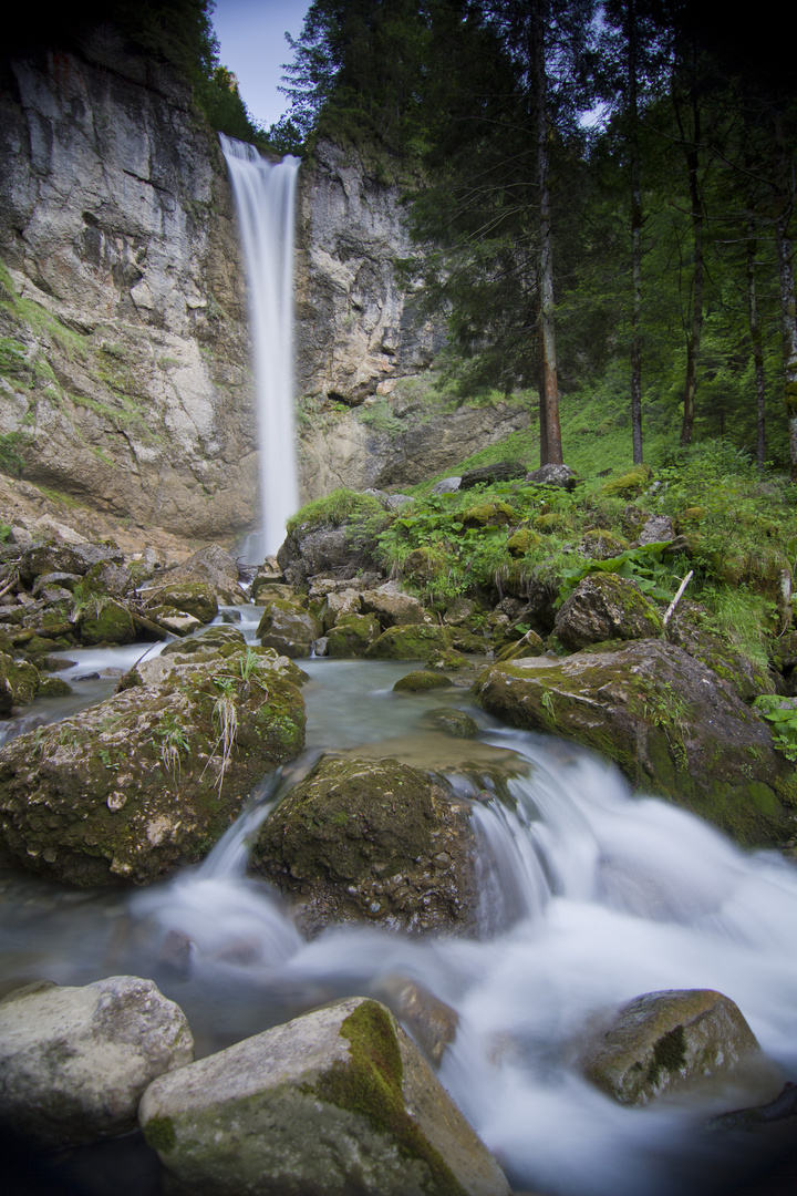 Wasserfall "Lehmen" in der Schweiz