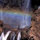 Wasserfall mit Regenbogen