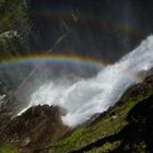 Wasserfall mit Regenbogen