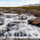 Wasserfall mitten im Pieljekaise Nationalpark